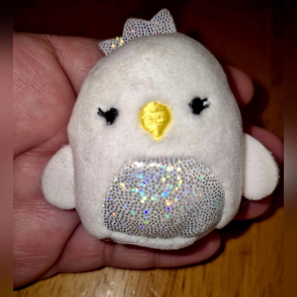 Alyssa the white swan squishville squishmallow - Picture 4 of 4